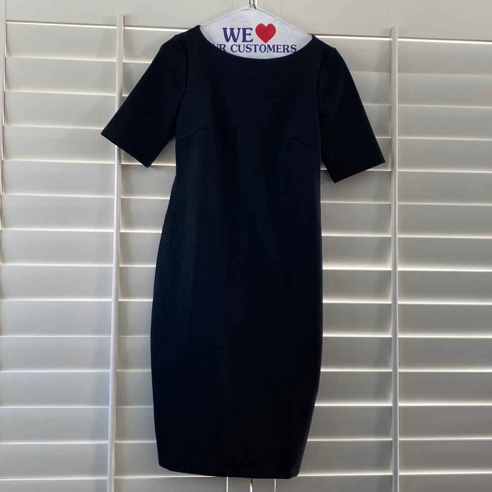 A Pea In The Pod Maternity 1/2 Sleeve Dress